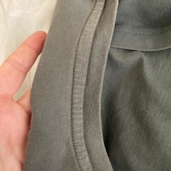 Aldığım Mavi Ürünlerde İlk Kullanımdan İtibaren Renk Solması Ve İlgisiz Müşteri Hizmeti