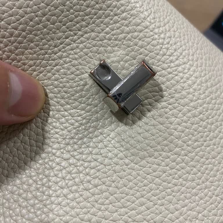 Kısa Sürede Aksesuar Sorunu Yaşadığım Çantalar İçin İade Talebim Reddedildi