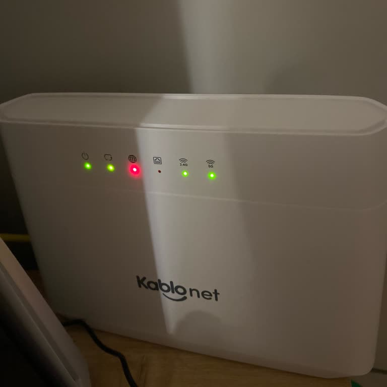 Üç Haftadır İnternetim Yok Çözüm Ve Bilgi Alamıyorum Mağduriyetim Artıyor