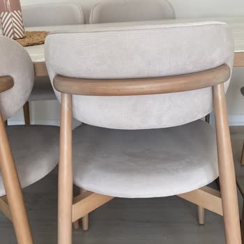 Divanev Koltuk Ve Sandalyelerde Kronik Ahşap Soyulma Ve Renk Sorunu