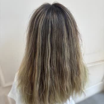 Saçlarım Mahvoldu, Param Ve Zamanım Boşa Gitti