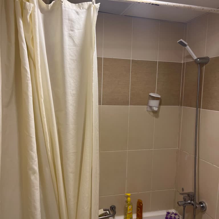 Magic Sun Hotel'de Kötü Yemekler, Yetersiz Hizmet Ve İade Talebi