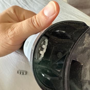 Bosch Unlimited 7 Süpürgede Kırılan Kapak Mandalı İçin Ücretsiz Onarım Talebi