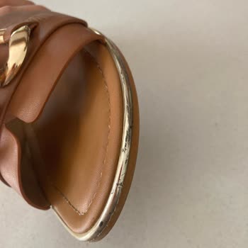 Kısa Sürede Yıpranan Terlik İçin Garanti Kapsamında Çözüm Talebi