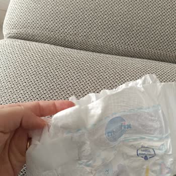 Molfix Bebek Bezinde Sert Parça Sorunu Ve Değişim Talebi