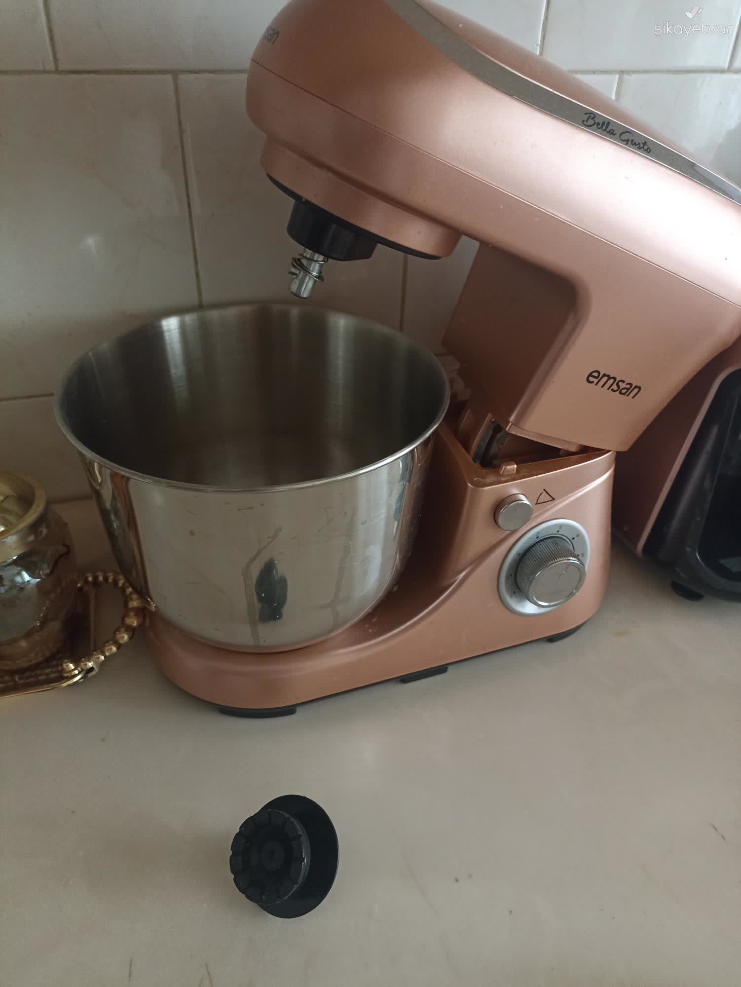 Erotik kiyimdagi ayollar