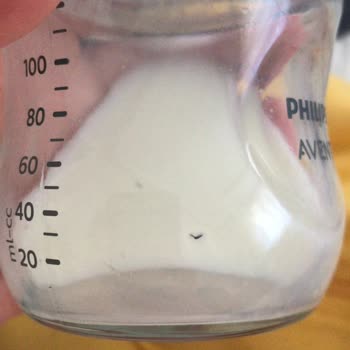 Bebek Mamasında Siyah Tortu Endişesi