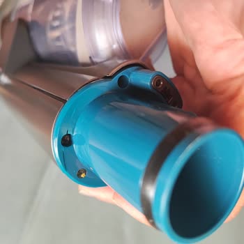 Yeni Aldığım Philips Süpürgede Çatlak Ve Kırılacakmış Hissi