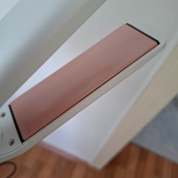 Fakir Lyric Voice Saç Düzleştirici Garanti Kapsamında Boya Soyulması Ve İlgisiz Servis