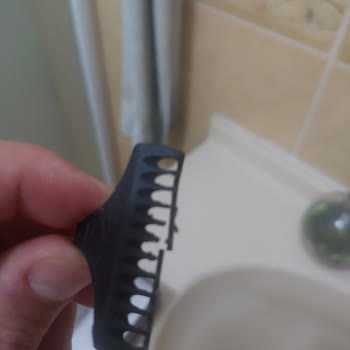 Goldmaster Tıraş Makinesi Rehber Taraklarının Kırılması Ve Yedek Parça Temin Sorunu