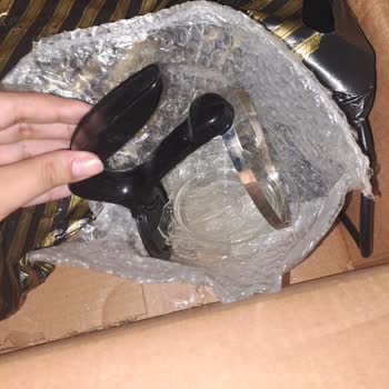 Kırık Ürün Teslimatı Ve Yetersiz Müşteri Hizmeti Nedeniyle Mağduriyet Yaşadım