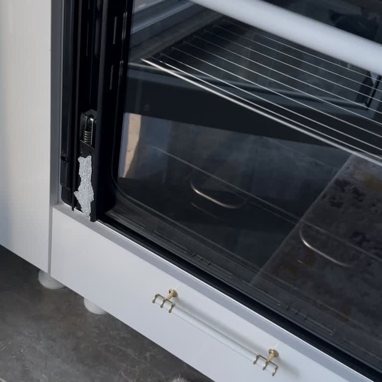 Sıfır Ürün Kurulumunda Fırın Camı Patladı, Mağduriyetim Giderilmiyor