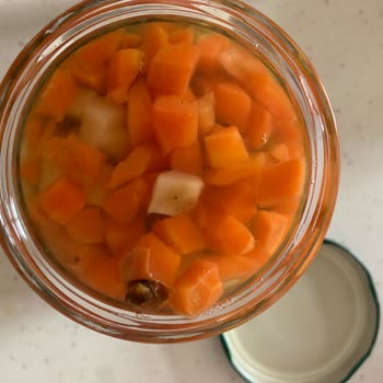 Tukaş Garnitürde Temizlenmemiş Sebzeler Hayal Kırıklığı Yarattı