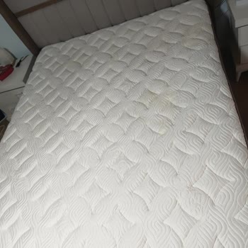 Yatakta Sararma Ve Kaba Personel Mağduriyeti