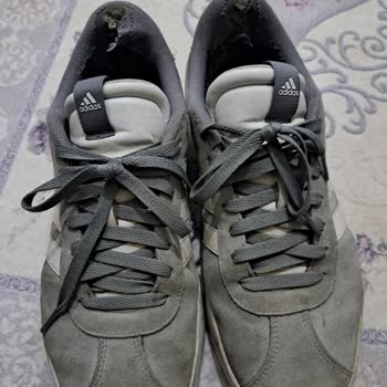 Kısa Sürede Aşınan Adidas Sneaker İçin Garanti Mağduriyeti