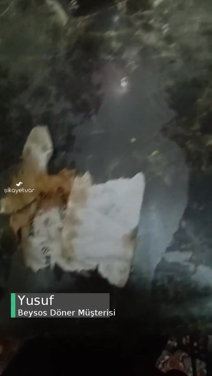 Beysos Dönerin İçinden Kemik Ve Ne Olduğu Belirlenemeyen Siyah Şeyler Çıkması videonun kapak resmi