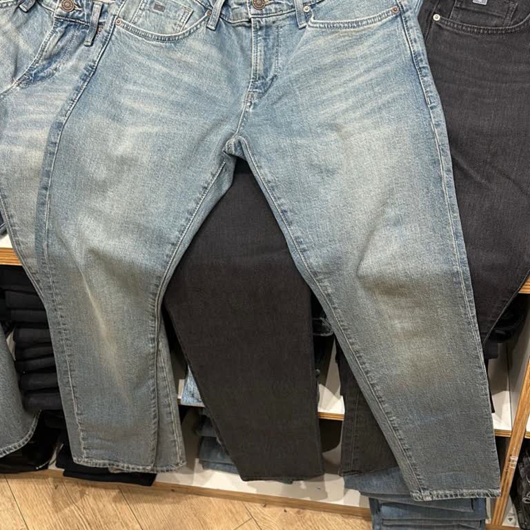 Mavi Mağazasında Etiketsiz Pantolon Değişimi Reddedildi, Çalışan İlgisizdi