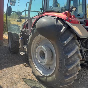 Yeni Alınan Traktör Lastiği Patladı, Mağduriyetimin Giderilmesini Talep Ediyorum