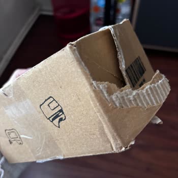 Nyx Professional Makeup Bozuk Ürünler Ve Cevapsız Müşteri Hizmeti Nedeniyle Mağduriyet