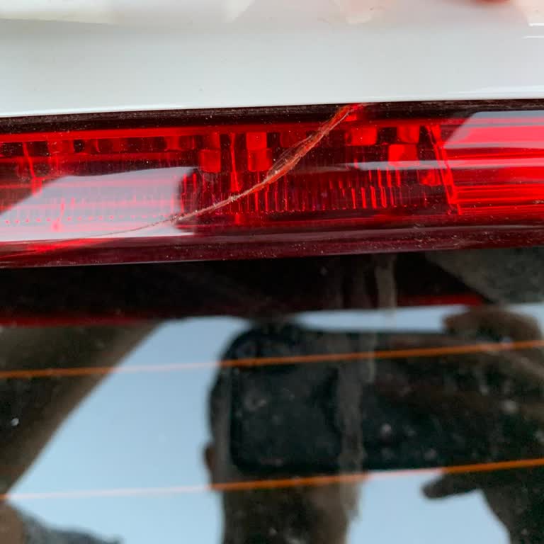 Hyundai Bayon Arka Stop Lambası Çatlağı Garanti Kapsamında Değerlendirilmiyor