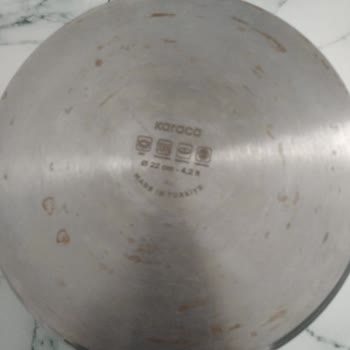 Karaca Züccaciye Tencere Tabanında Yaşanan Paslanma