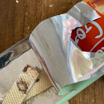 Gofretin İçinde Yabancı Madde Ve Tuhaf Tat Sorunu Yaşadım