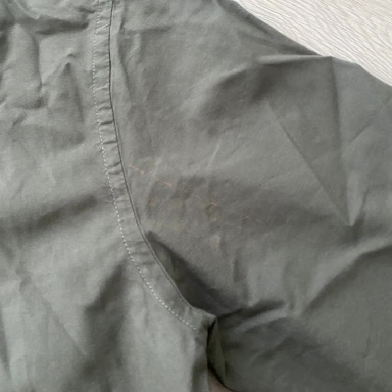 İlk Yıkamada Gömlekte Renk Solması Ve İade Talebine Red Cevabı