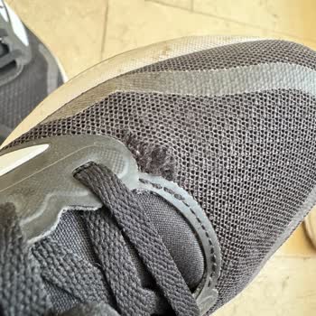 Adidas Koşu Ayakkabısında Kısa Sürede Yırtılma Ve Garanti Sorunu