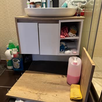 3 Ayda Dağılan Banyo Dolabı Ve İlgisiz Müşteri Hizmetleri Mağduriyeti