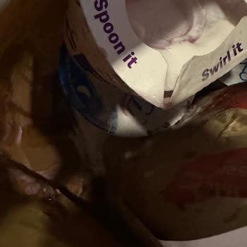 Yemeksepeti Üzerinden Sipariş Edilen Ürünler Hasarlı Ve Çözüm Sunulmuyor