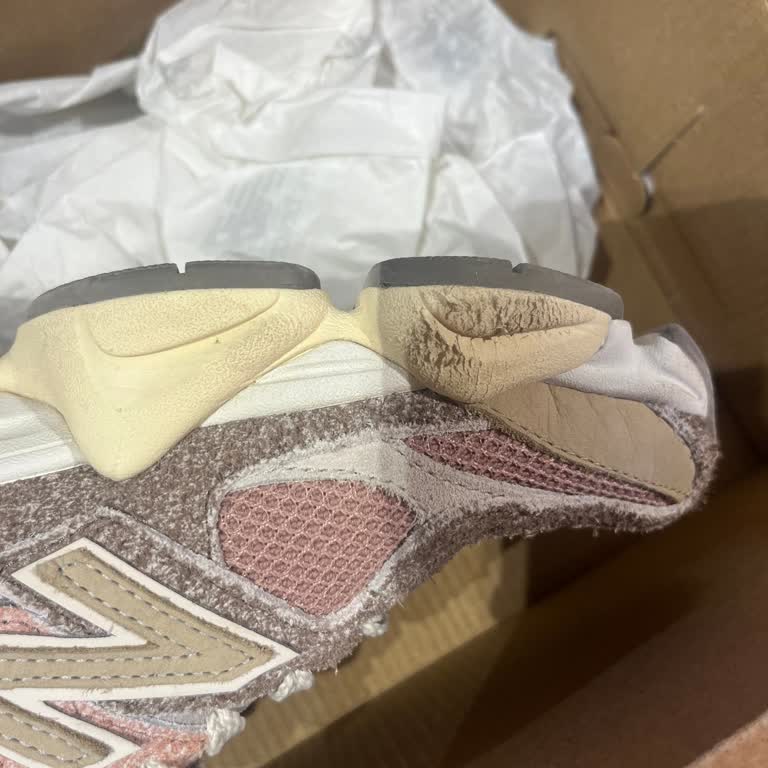 Yeni Alınan New Balance Ayakkabıda Kısa Sürede Soyulma Ve Garanti Sorunu