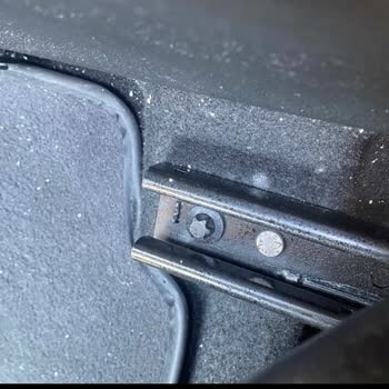 Araçta Eski Olabilecek Sigara Yanığı İçin Yüksek Hasar Ücreti