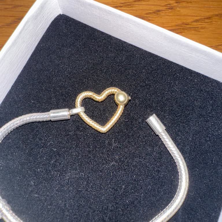 1 Ayda Kırılan Bileklik İçin Garanti Dışı Mağduriyeti