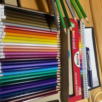 Satın Alınan Kuru Boya Setinde Eksik Renkler Ve Yanlış İçerik