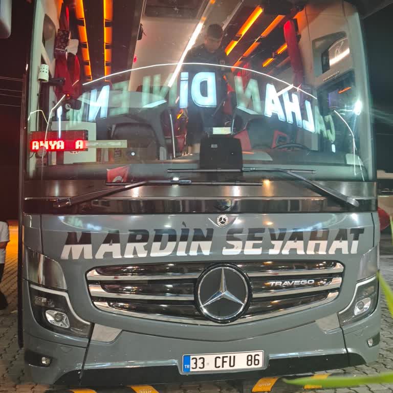 Otobüste Sürekli Sigara Ve Gürültü Nedeniyle Konforsuz Yolculuk Deneyimi