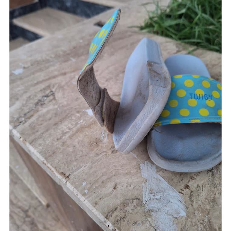 Kısa Sürede Kopan Terlik İçin İade Talebim Reddedildi