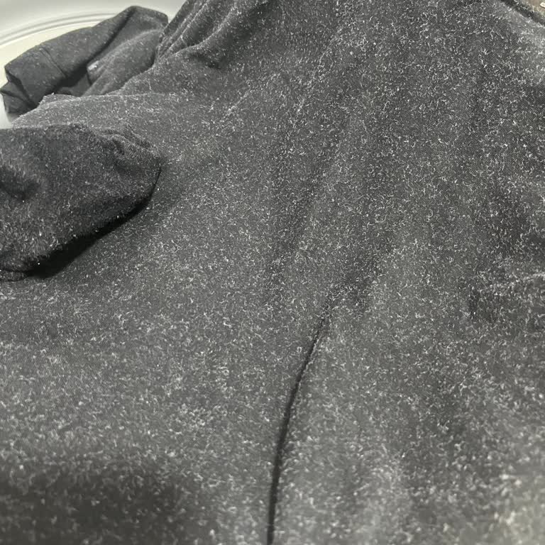 Bosch Çamaşır Makinesi Siyah Ve Beyaz Çamaşırlarda Kalıcı Tüy Sorunu Ve Çözüm Eksikliği