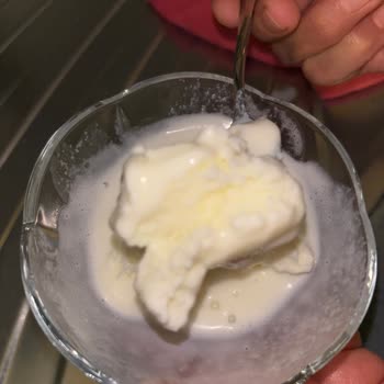 Aldığım Dondurmada Pütürlü Yapı Ve Kötü Tat Sorunu