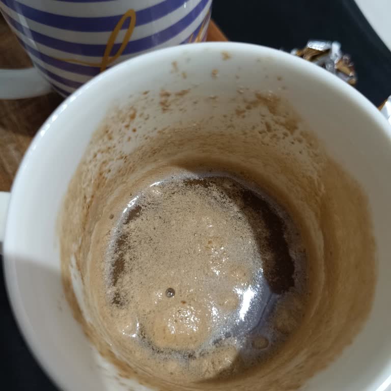 Nescafe 3ü 1 Arada Paketinden Bozuk Ürün Ve Sağlık Sorunu Yaşadım