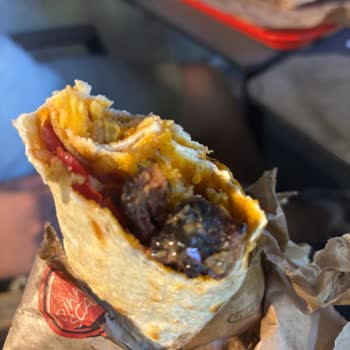 Dürümle Kaşmir AVM Şubesinde İletişim Sorunu ve Yanık Ürün Deneyimi