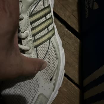 Adidas Ayakkabıda Kısa Sürede Deformasyon Ve Yetersiz Çözüm