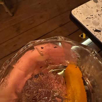 Kokteylden Karınca Çıkması Ve Hijyen Eksikliğiyle Karşılaştık