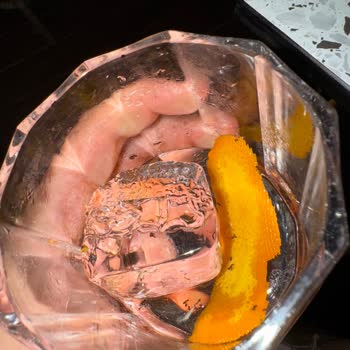 Kokteylden Karınca Çıkması Ve Hijyen Eksikliğiyle Karşılaştık