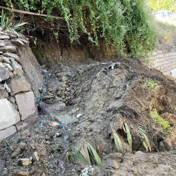 Sürekli Su Borusu Patlakları Nedeniyle Evimde Büyük Hasar Oluştu