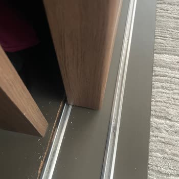 Sürekli Arızalanan Mobilyalar Ve İlgisiz Servis Hizmeti