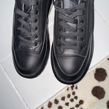 İki Gün Giyilen Ayakkabıda Açılma Ve İade Reddi: Mağduriyetimin Giderilmesini Talep Ediyorum