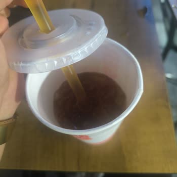 Ice Americano Su Gibi Ve Tatsızdı Personel Çözüm Sunmadı