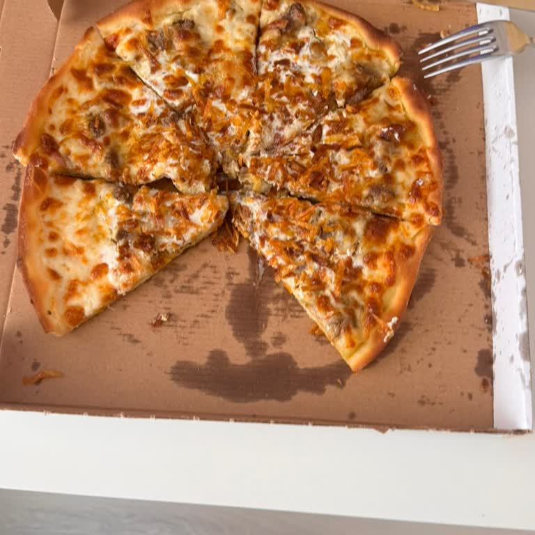 Eksik Ve Soğuk Pizza, Yetersiz İade Süreci: Yemeksepeti'nde Mağduriyet