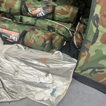 Carrefour Mağazasında Çadır İçinde Hijyen Skandalı Ve İlgisiz Yönetim