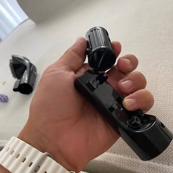 Garanti Kapsamındaki Koltuk Yıkama Makinesinin Başlık Parçası Kırıldı